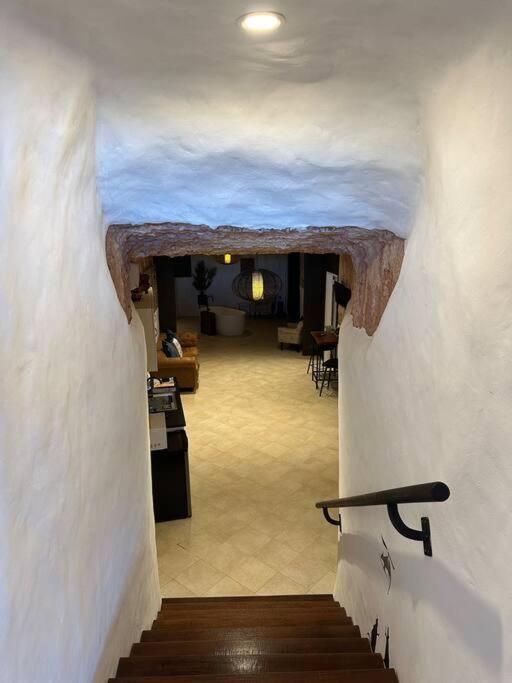 Cozy Cave Coober Pedyアパートメント エクステリア 写真