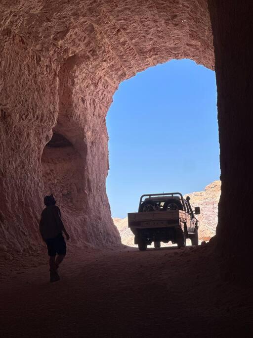 Cozy Cave Coober Pedyアパートメント エクステリア 写真